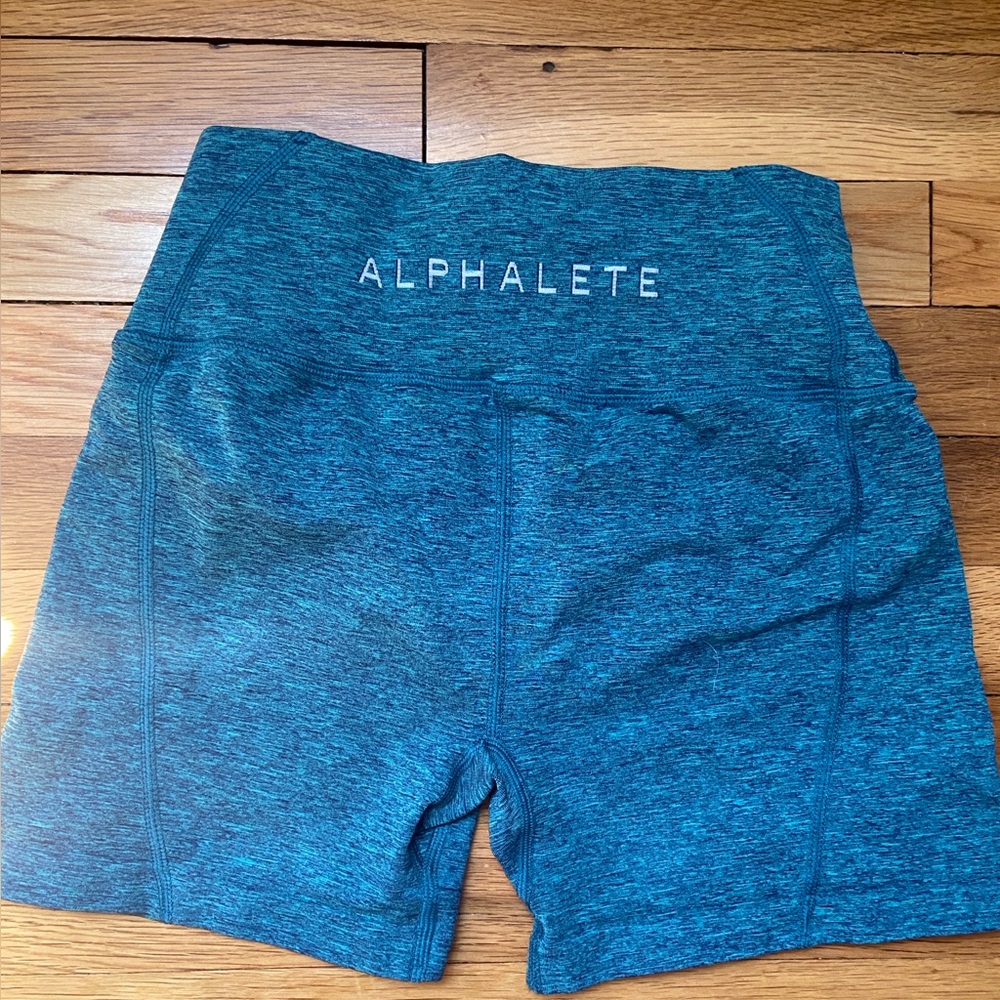 Alphalete Revival Shorts M Dress Blue